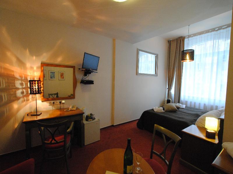 Hotel Augustus Et Otto Prague Exterior photo