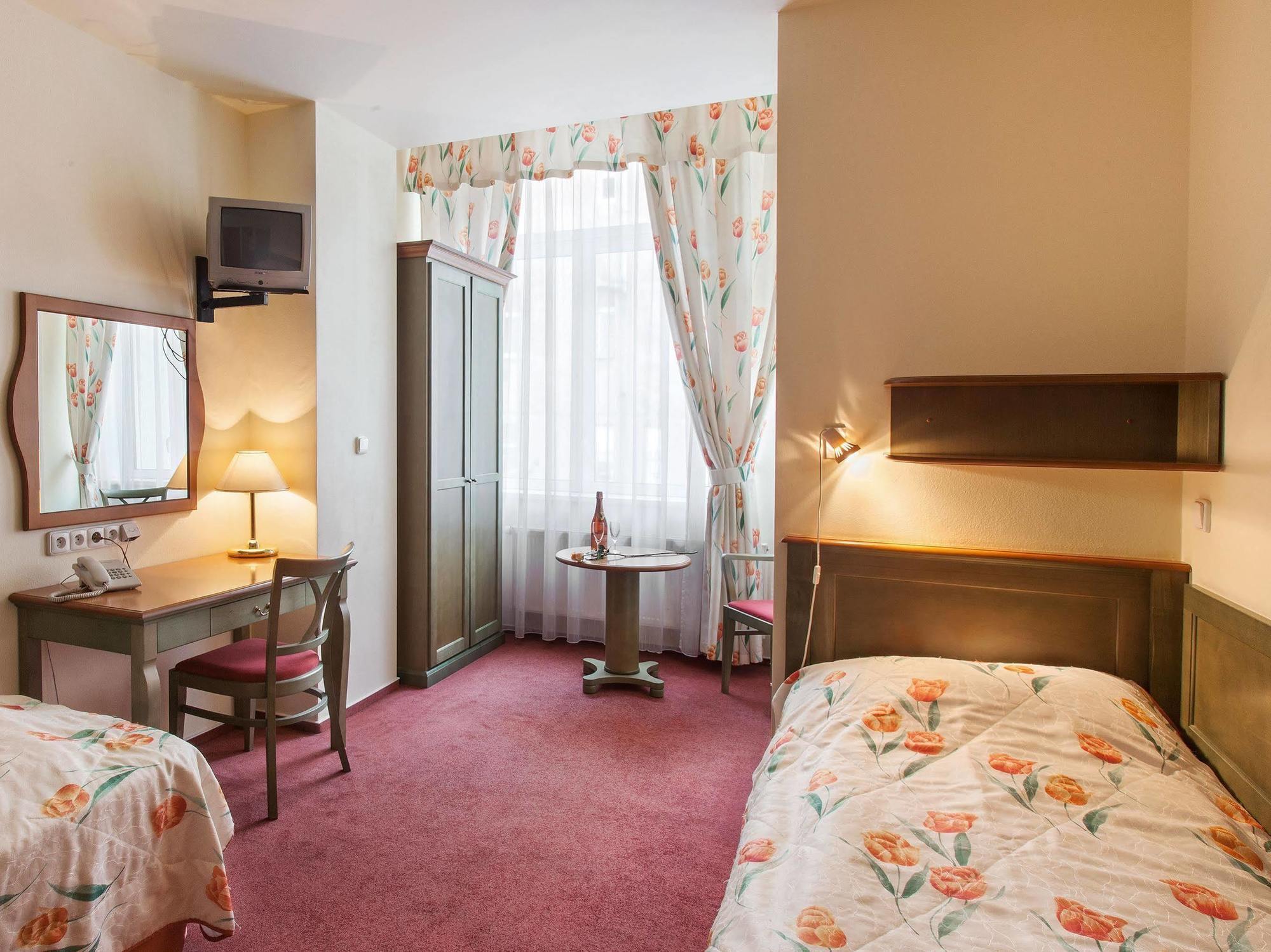 Hotel Augustus Et Otto Prague Exterior photo